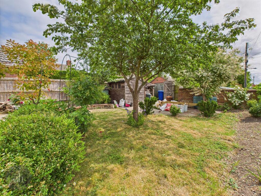 Stow Road, Ixworth photo 4