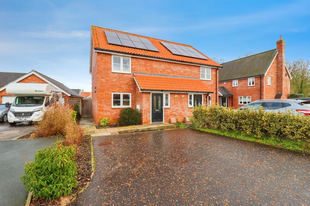 Main image of property: Martyn Close, Palgrave, Diss
