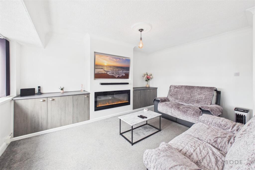 Apartment in East Staffordshire, Barton-under-Needwood - View 4