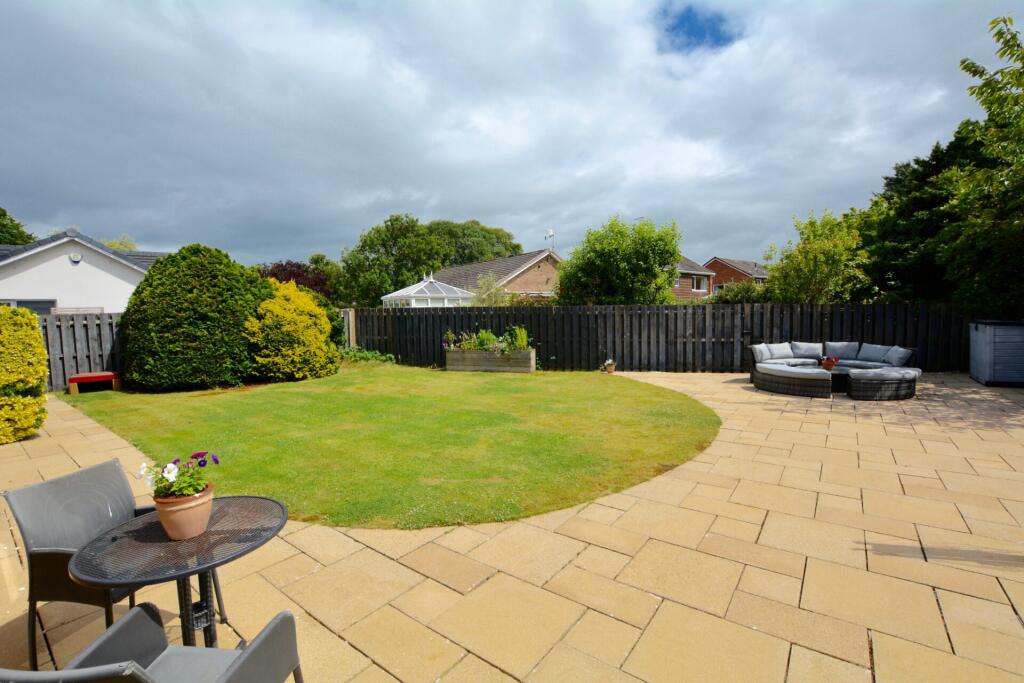 3 Knoll Park, Alloway, KA7 4RH photo 2
