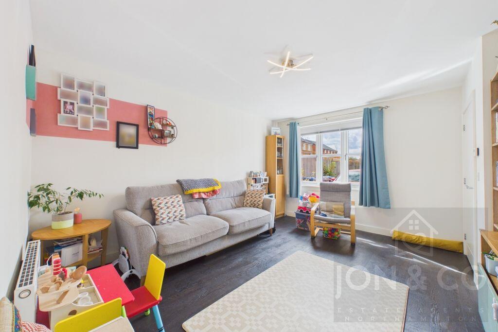 House in Northampton - View 4