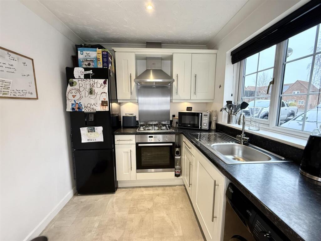 Foxglove Court, Spalding photo 2