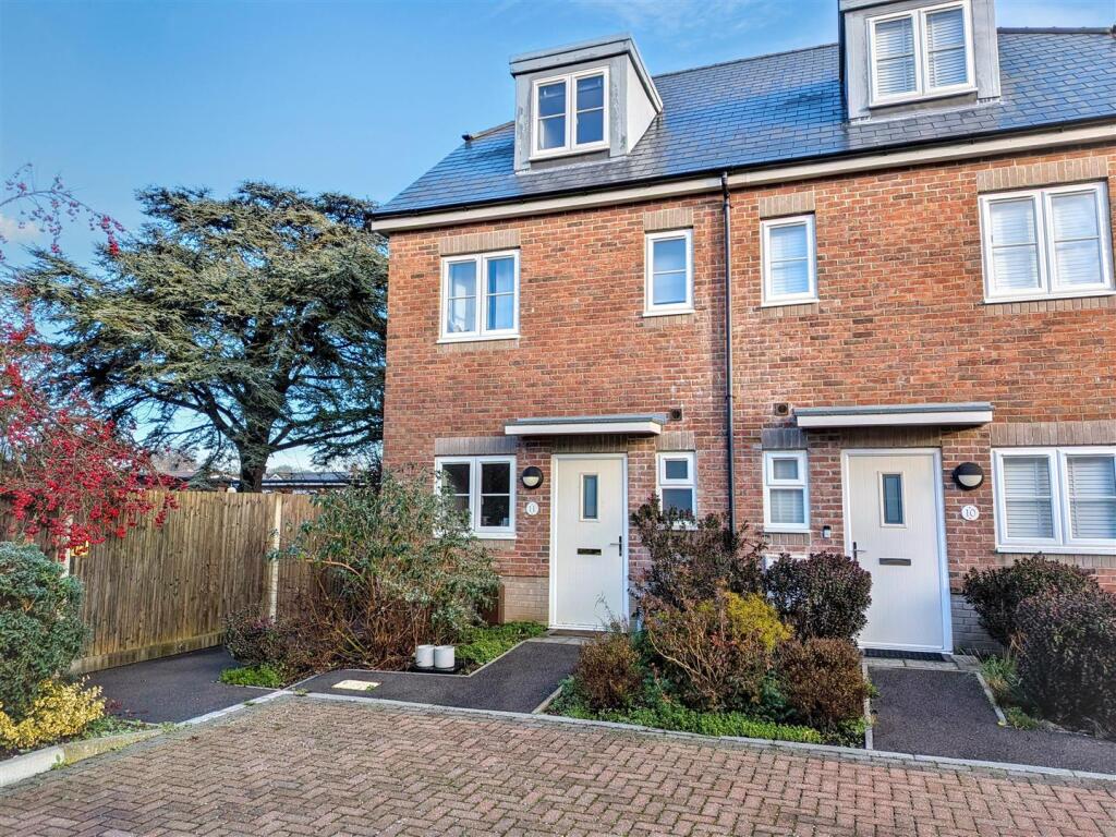 Main image of property: Kings Close, Yapton