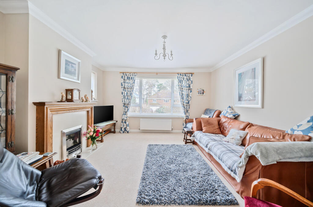Heatherdene Road, Chandler's Ford, Hampshire, SO53 photo 3