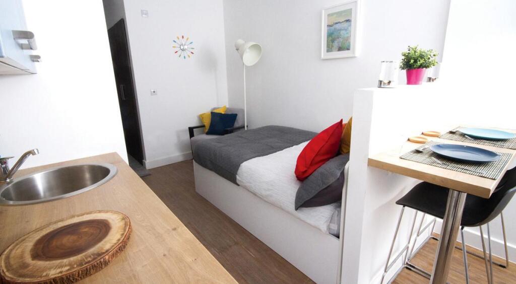 Studio flat for rent