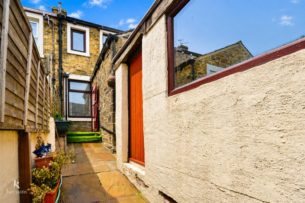 House in Hyndburn, Milnshaw - View 5