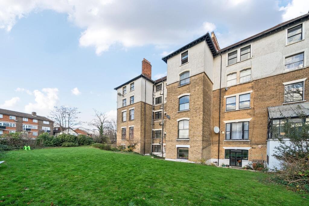 Main image of property: Ellesmere Court, London, SE20 8TY