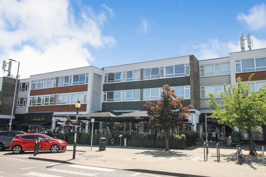 Main image of property: Hutton Road, Shenfield, Brentwood, Essex, CM15