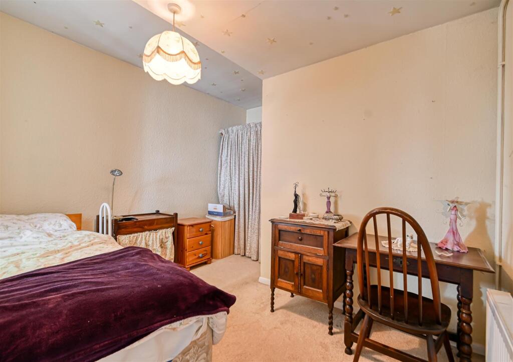 12C Hollybush Road, Bridgnorth photo 4