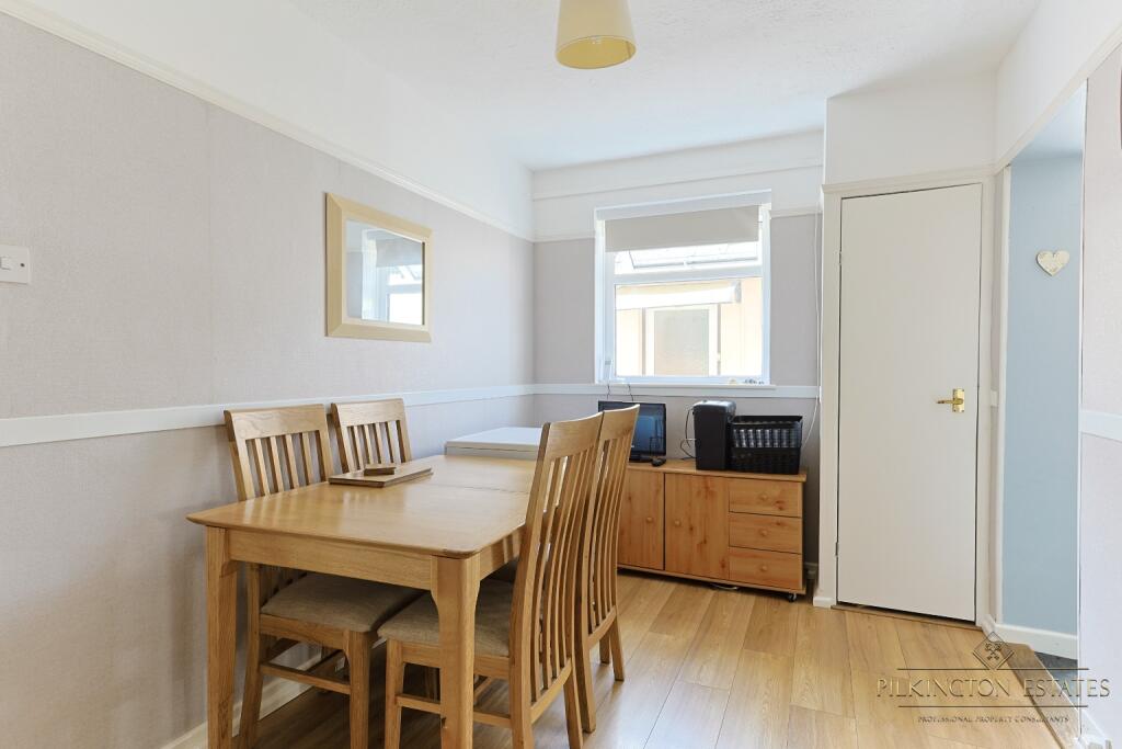 Laira Park Place, Plymouth, Devon, PL4 photo 4