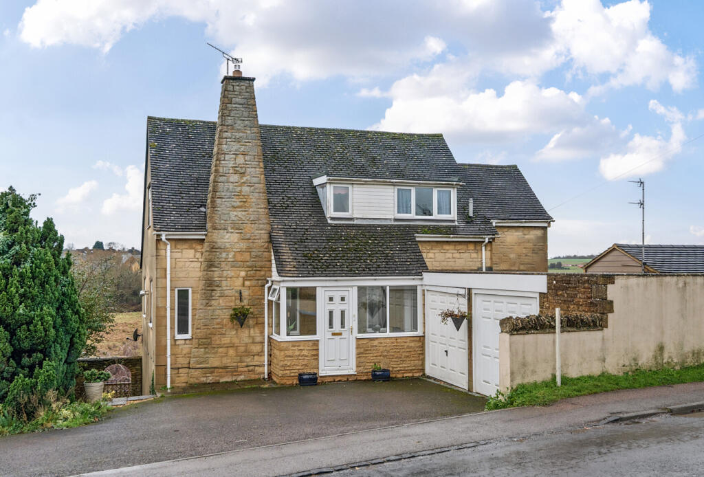 Main image of property: Crawley Road, Witney, Oxfordshire, OX28