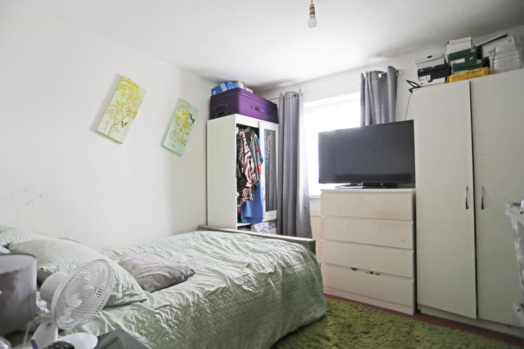 House in Romford - View 5