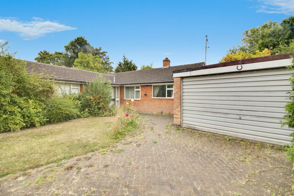 Additional image 3 of Barn Close, Welwyn Garden City