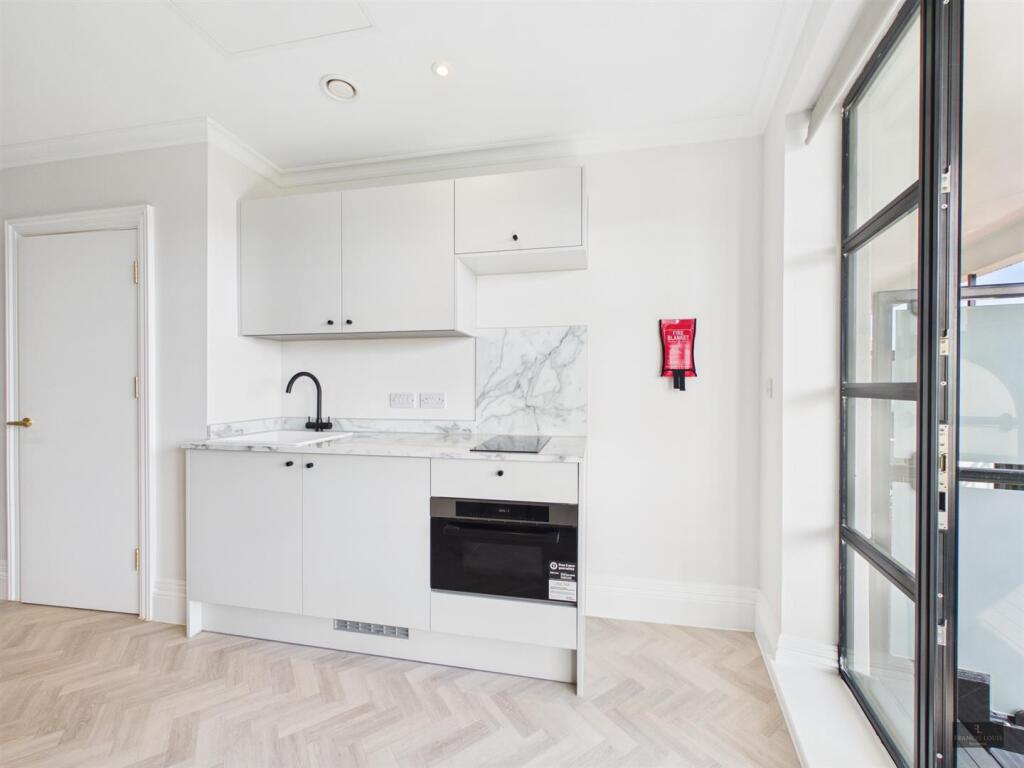 Brights House, Bournemouth - Widok 5