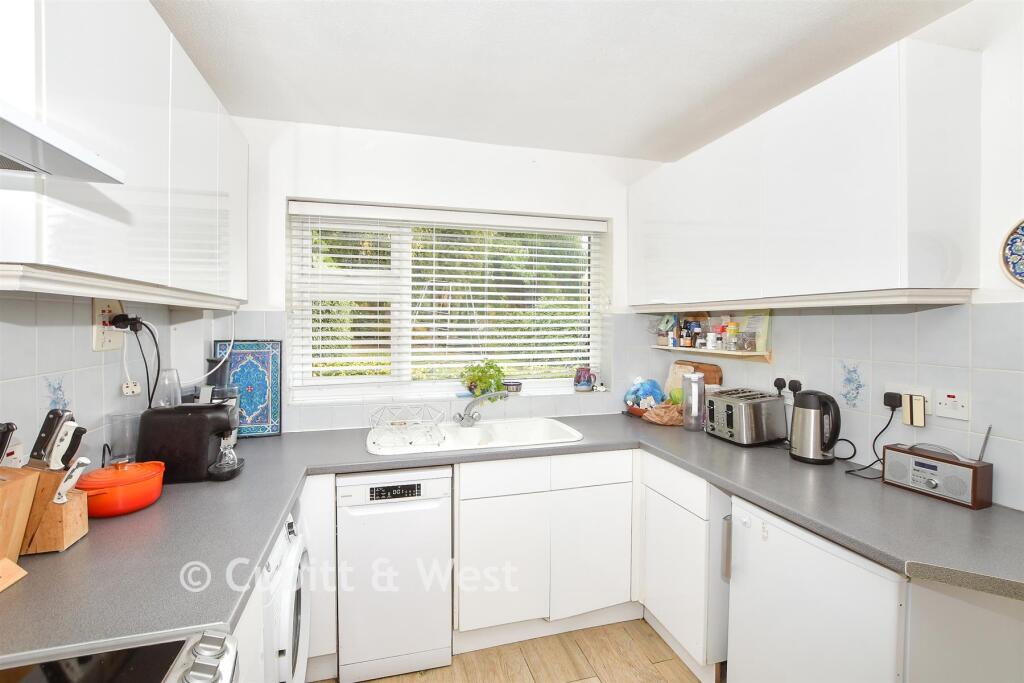 House in Forest Row - View 2