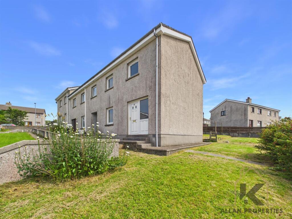 Main image of property: 30 Craigie Crescent, Kirkwall, Orkney, KW15 1EP