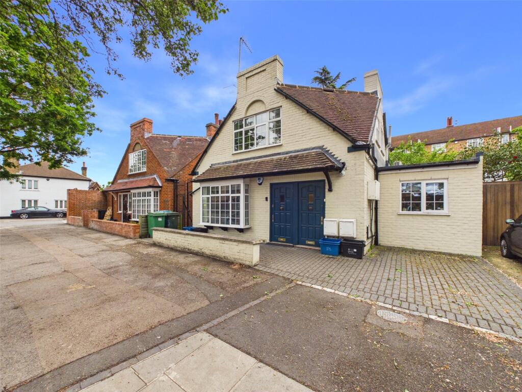 Main image of property: Kew Road, Richmond