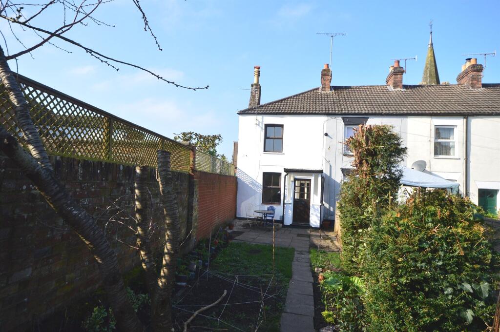 Main image of property: Clifton Row, West Street, SALISBURY