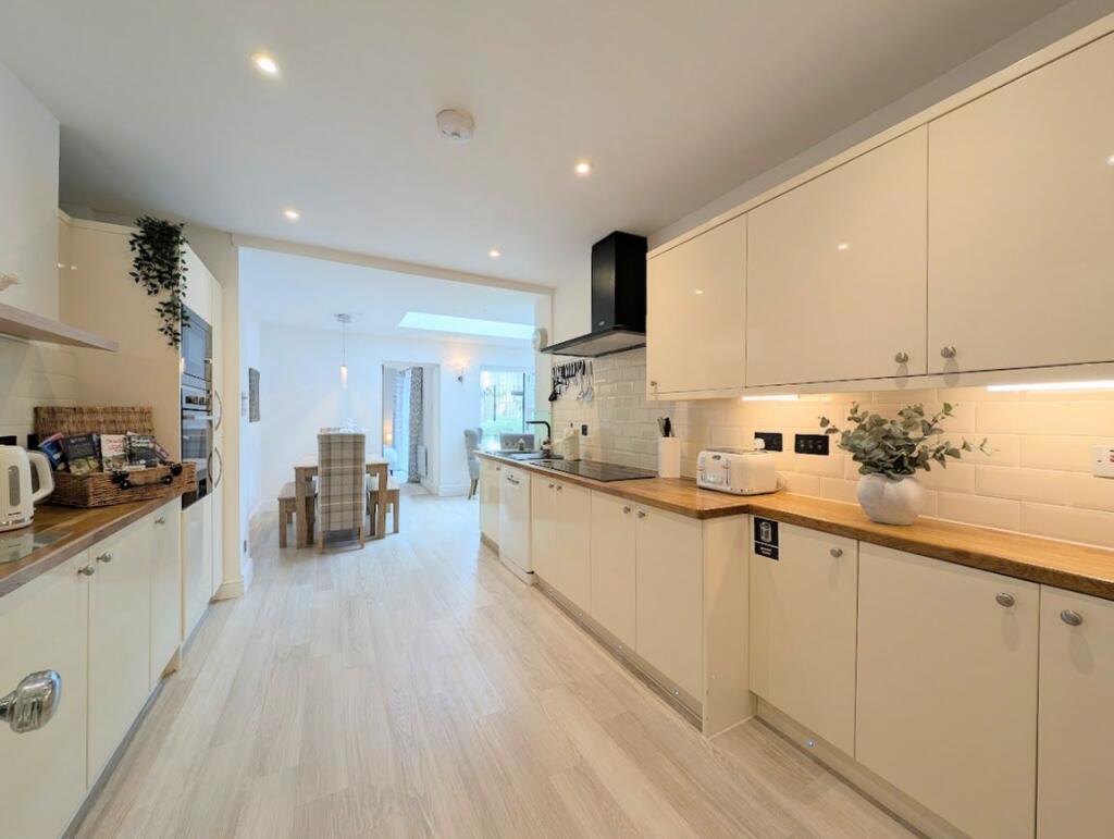 Apartment in Bournemouth - View 5