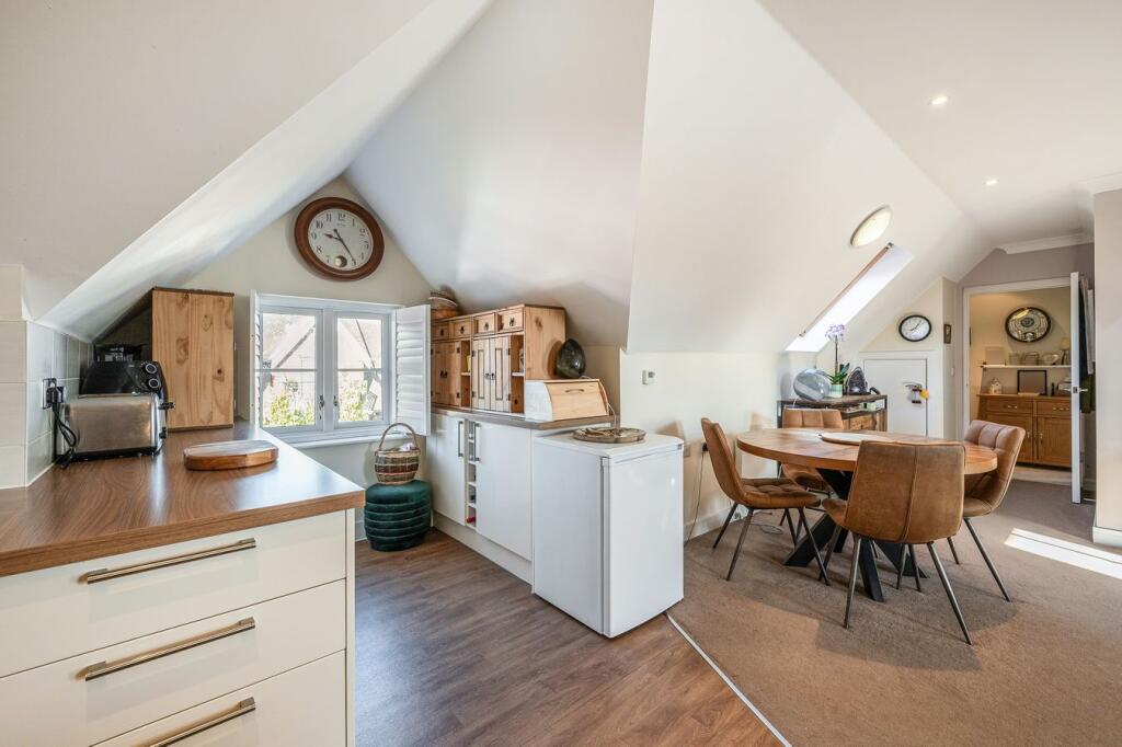 Apartment in Southampton - More