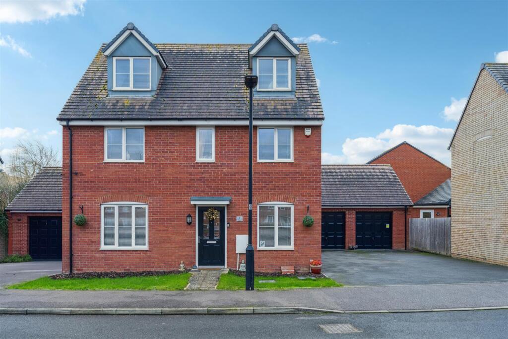 Main image of property: Herberts Meadow, Clifton, Shefford
