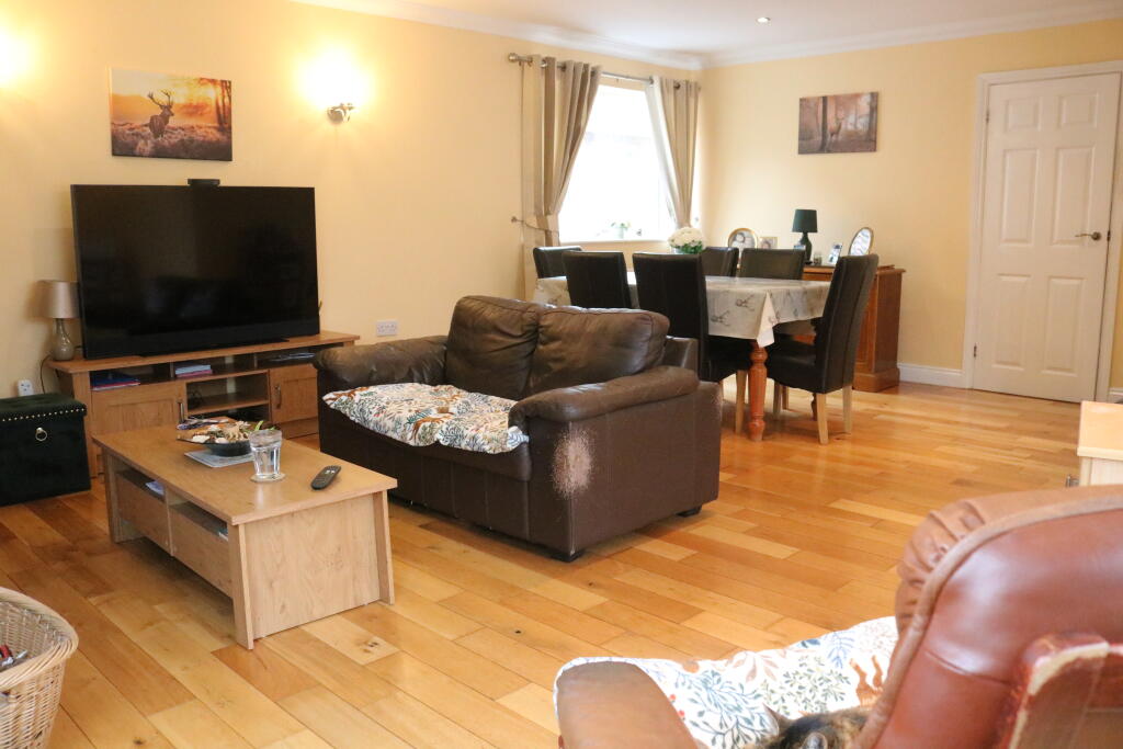 House in Doncaster - View 3