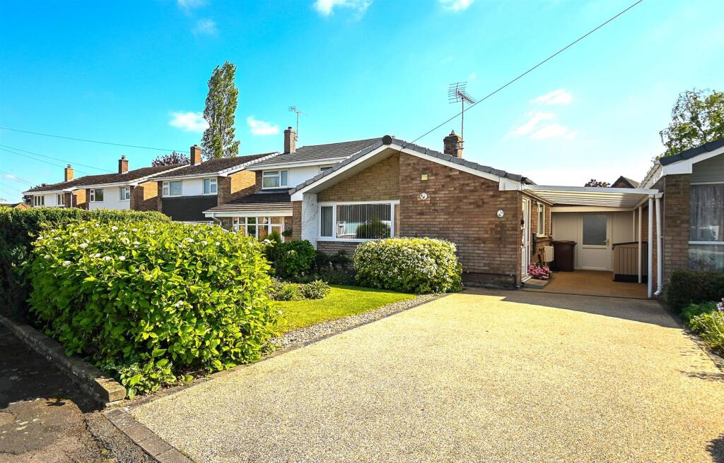 Main image of property: Hollys Road, Yoxall, DE13