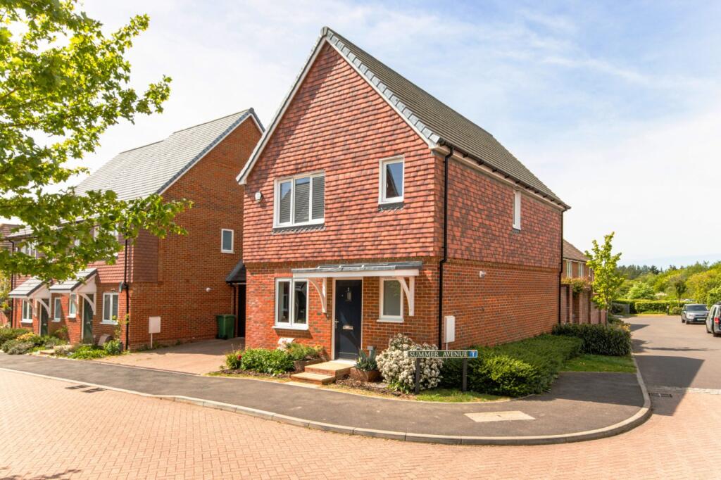 Main image of property: Summer Avenue, Horam, East Sussex, TN21