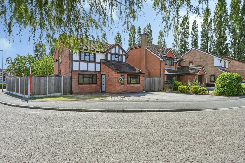 Main image of property: Kirkham Close, Great Sankey, Warrington, Cheshire, WA5