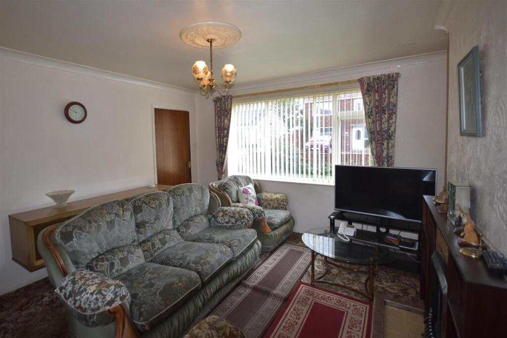 House in Doncaster, Snaith and Cowick - View 4
