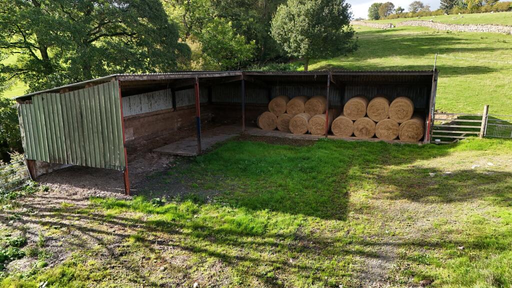 Wood Foot Farm, Askham, Penrith, CA10 - More