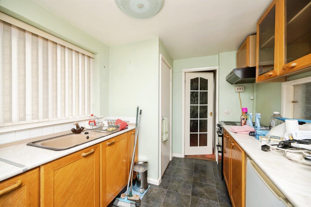 House in Dudley - View 3