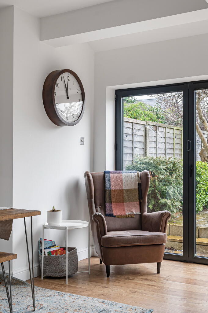 House in Guildford - View 5