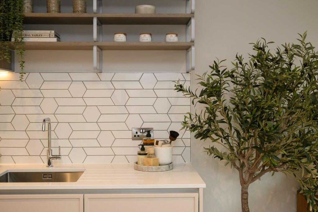 Apartment in London, Kidbrooke Village, Kidbrooke - View 5