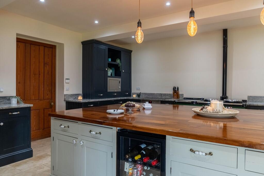 Westwood Park | A Private Rural Estate with 9 Acres, Barn & Equestrian Potential - View 5