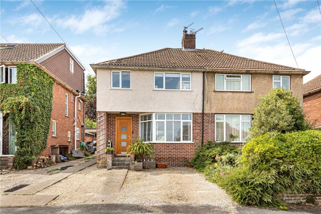 Main image of property: Bagley Close, Kennington, Oxford, Oxfordshire, OX1