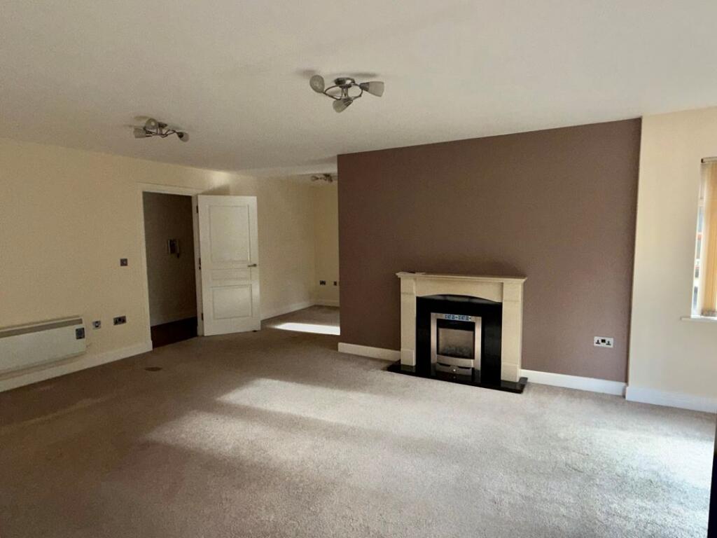 8 Thorndyke Apartments, Bury New Road, Prestwich, Manchester, Lancashire, M25 0PZ photo 3
