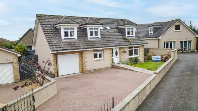 House in Dundee, Angus