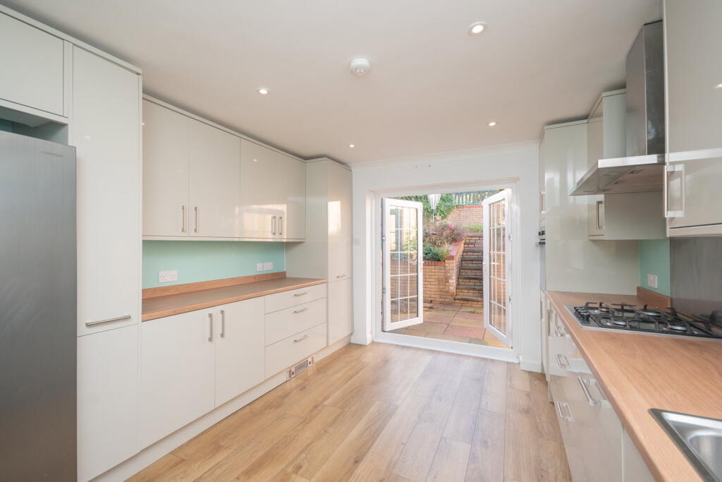 1, Abercorn Drive, Edinburgh, EH8 7JR photo 4