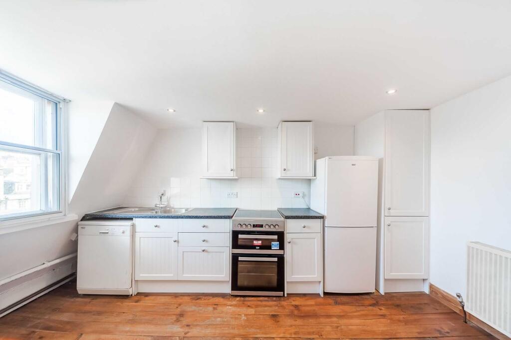 Apartment in Bath - View 5