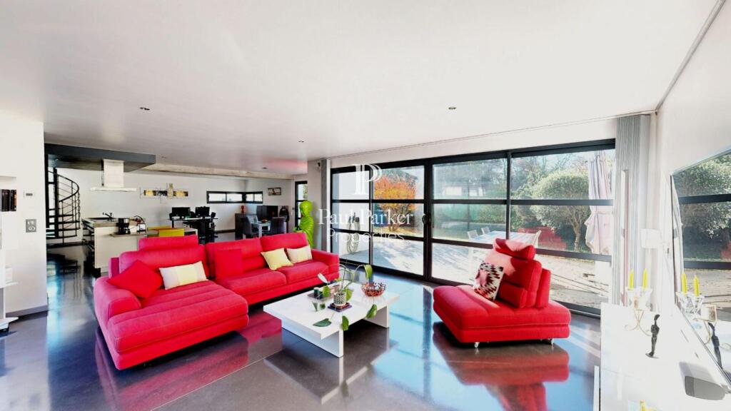 Main image of property: Aquitaine, Gironde, Eysines