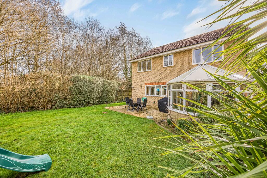 Hedge End, Southampton photo 2