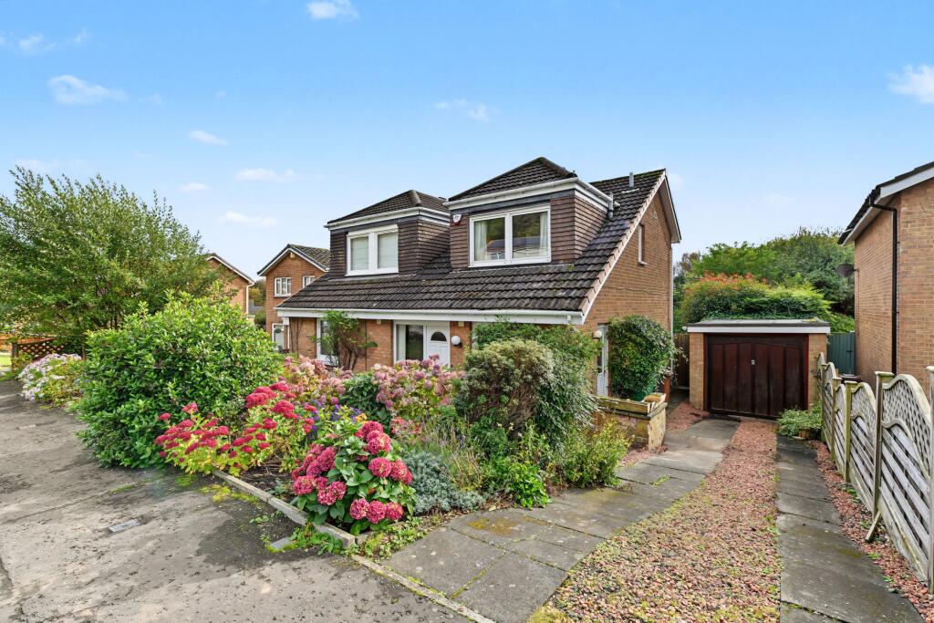 5-bed detached on Dronachy Road, Kirkcaldy, KY2, £345,000