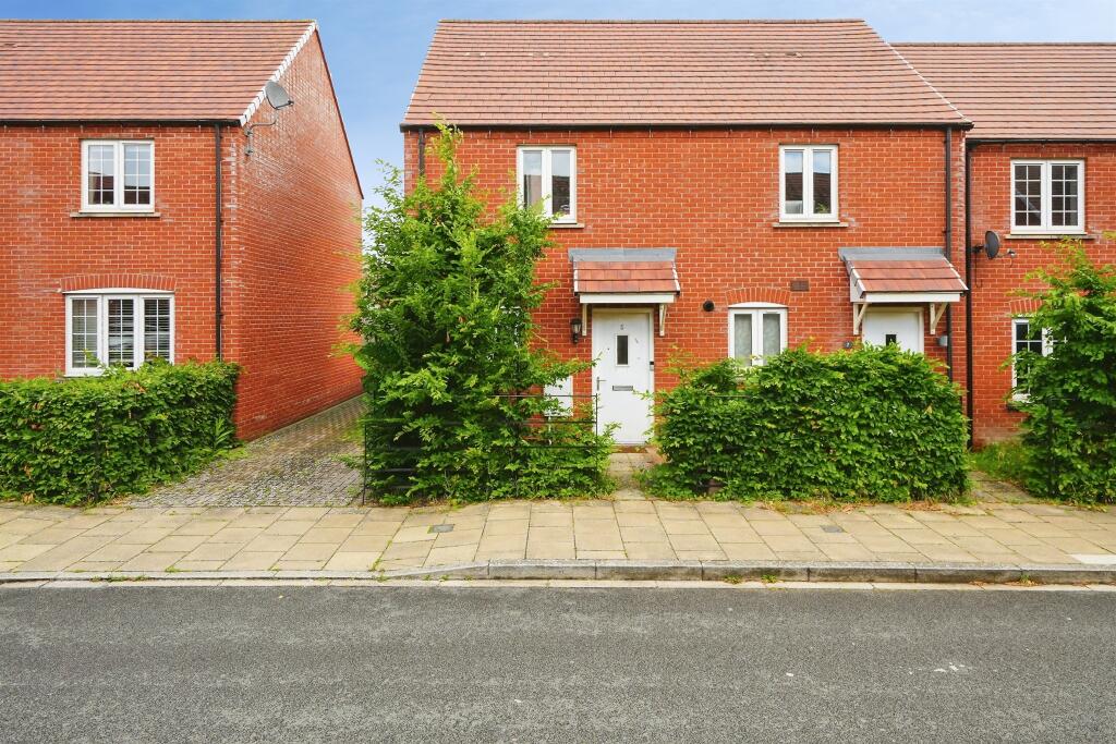 Main image of property: Epsom Way, Bicester