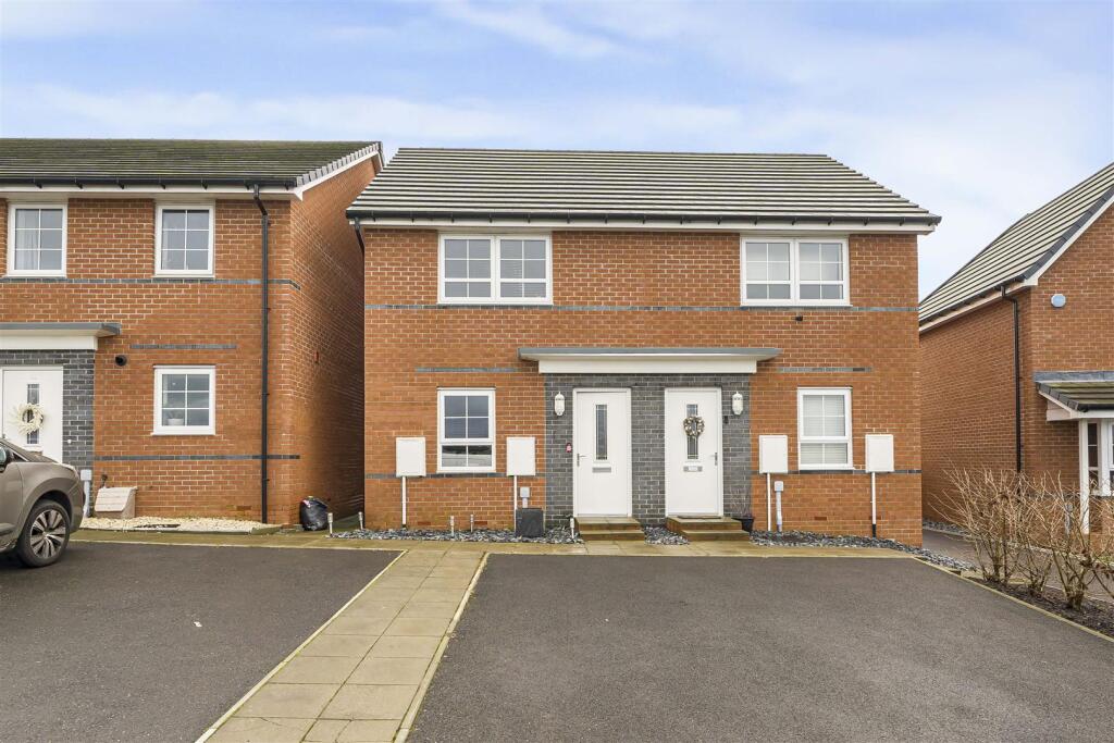 Main image of property: Rhodfa'r Hurricane, St. Athan