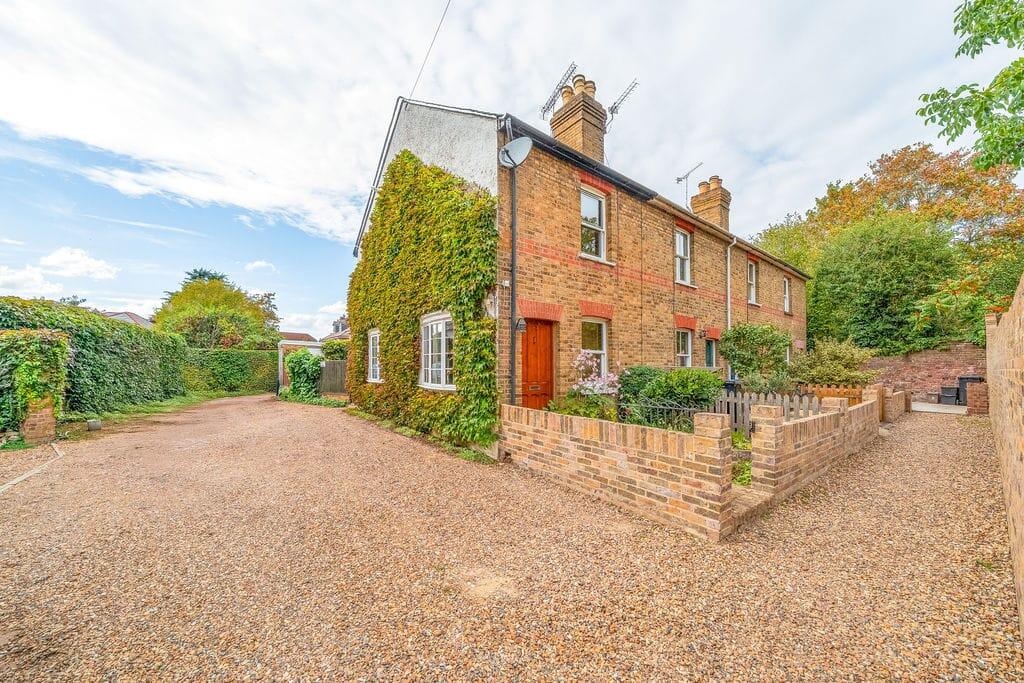 Main image of property: Bangors Road South, Iver, SL0