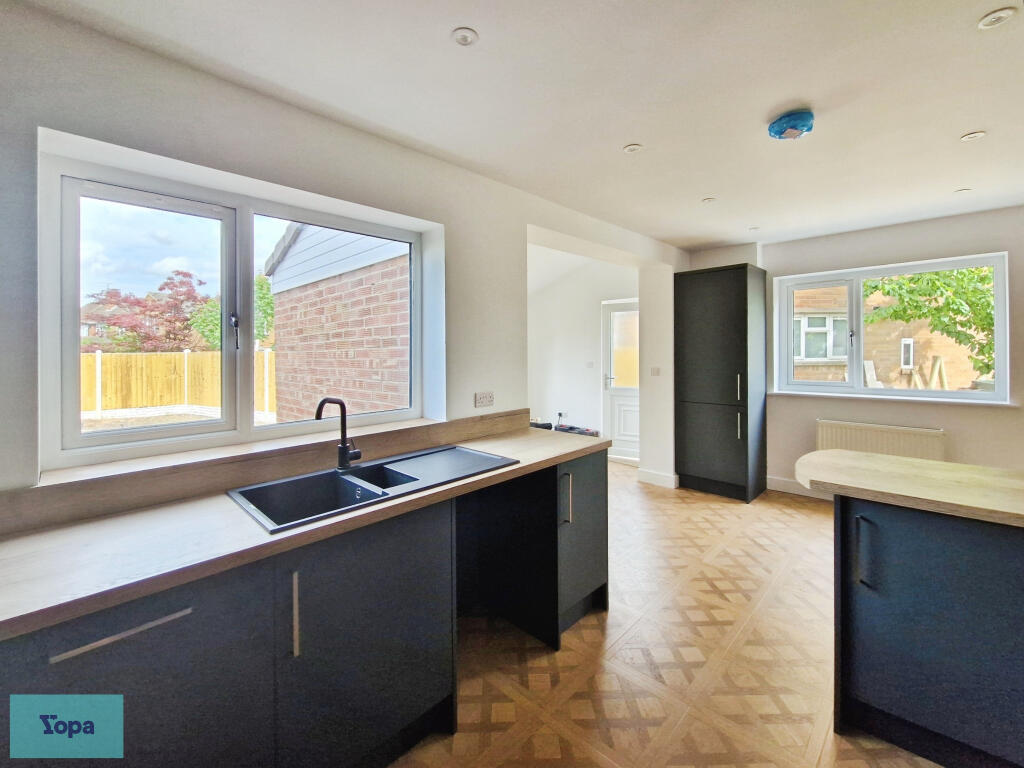 House in Doncaster, Bawtry - View 3