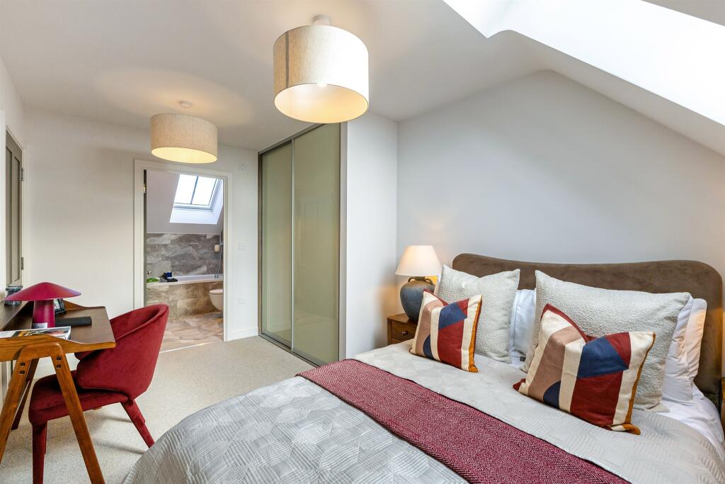 Main image of property: Manningtree Park, Mistley, Manningtree