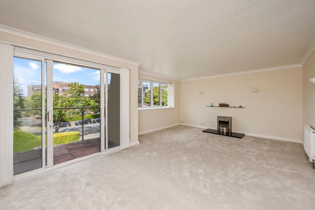 Apartment in Worthing, West Worthing - View 2