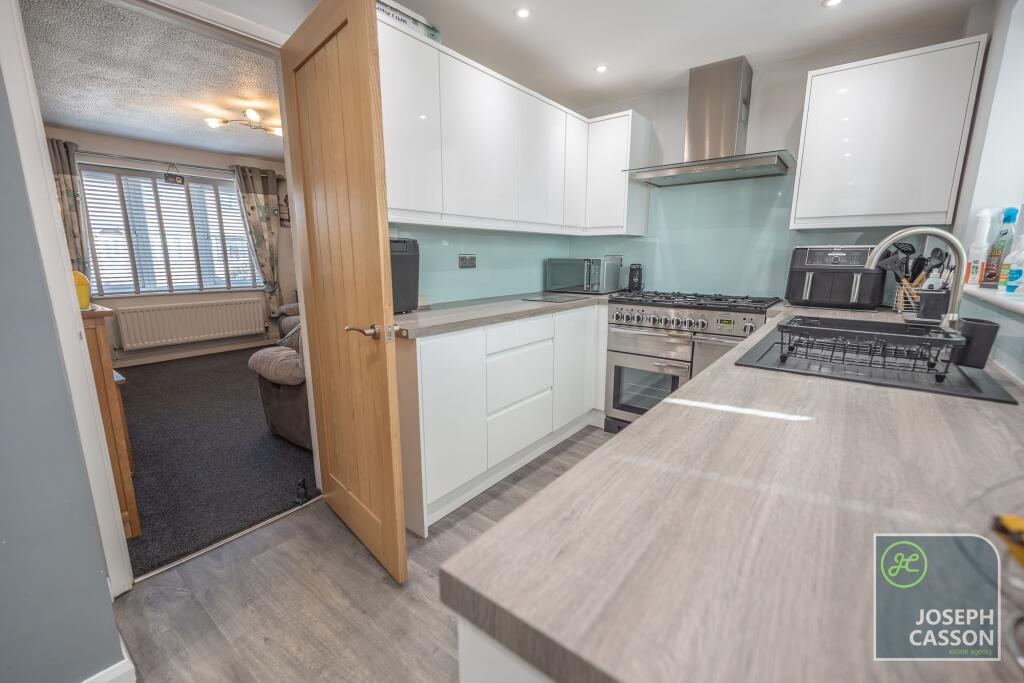 House in Taunton - View 2